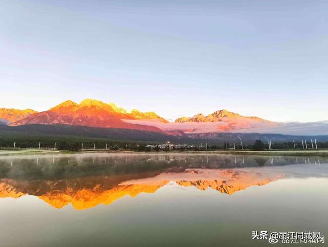 即刻奔赴丽江！玉龙雪山日照金山已上线