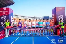 2023年高校百英里接力赛西安站比赛火热举行图片