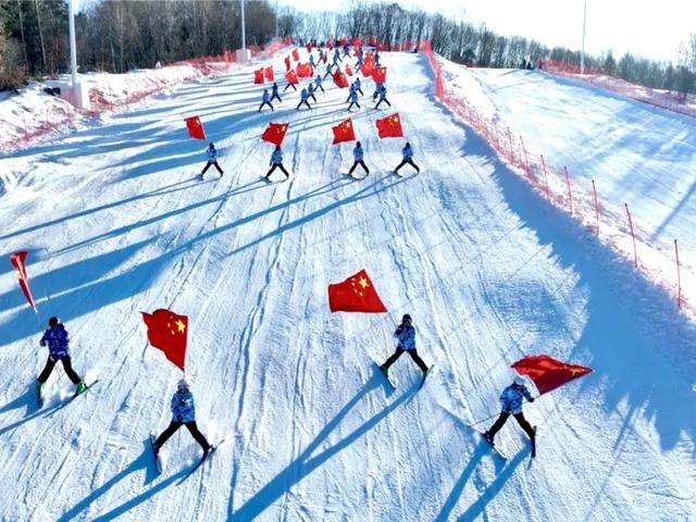 解锁鹤岗冬天：冰雪里的快乐密码