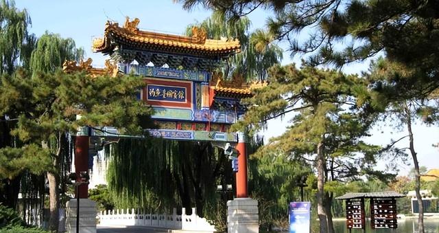 钓鱼台国宾馆住一晚要多少钱？据说24小时武警守卫，是真的吗？