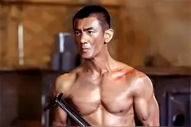 演出过军人的几位明星，徐佳入围，吴京上榜，他却被特招进入军队图片