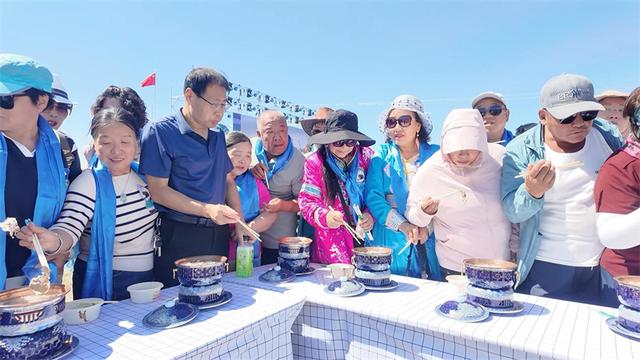 苏尼特左旗：千叟宴上敬桑榆 文旅融合谱新篇