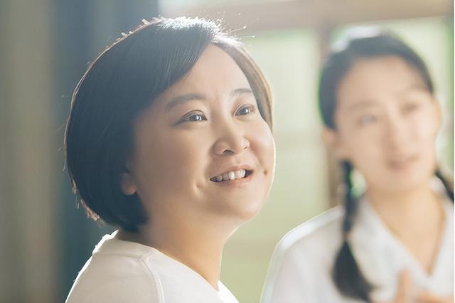 “消失”一年后，43岁的贾玲官宣喜讯，全网恭喜，终于等到这一天