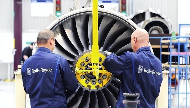 绝不向中国低头！宁愿裁员9000破产，也不接受中国的帮助