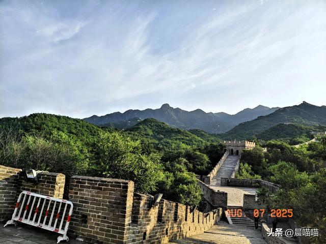暑假北京行流水账(2) 第一站放在长城，是我们最明智的选择