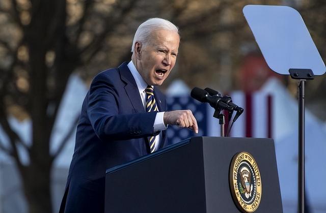 傻眼了！西方光刻机大规模停机，美方：这都怪中国