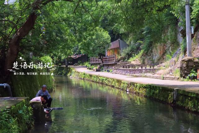 浙江宁波的山海古村，3条古道构成桃源秘境，被誉为治愈系玩水地