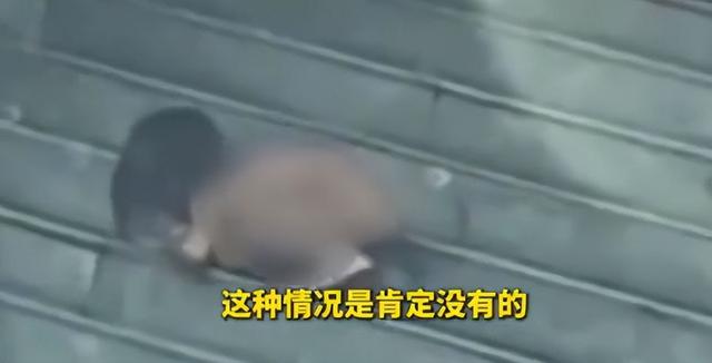 “野人小孩”最新进展：家人同意不让孩子赤裸及爬行；“孩子妈以前也不喜欢穿衣服”，公安机关已对......