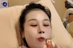 宋玉希三胎，34周早产，脸上大浓妆但也害怕，老公怪不该拼命直播图片