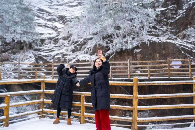 绝美！明月山今日雪景持续放送，速来打卡！