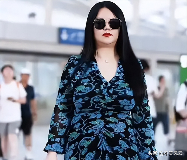 高调炫富仅是冰山一角！李湘被封禁不到一天	，曝出的猛料太炸裂