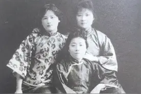 风华绝代的宋氏三姐妹图片