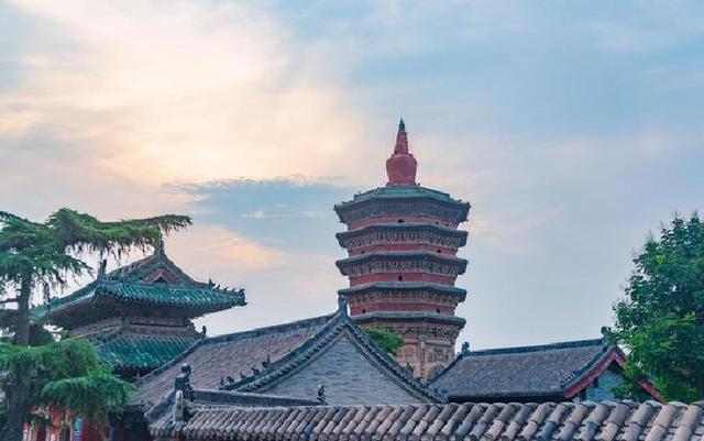 中国河南省五大历史古城：1、商丘古城，2、许昌古城	，3	、开封