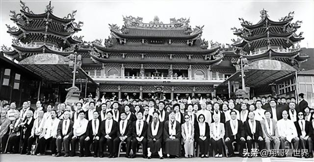 天大的讽刺！释永信正式批捕后，才知道武当山李光富有多令人钦佩 第8张