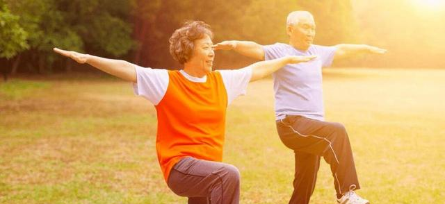 锻炼越多越早死？医生警告：这3种运动！中老年人别再拼命做了！