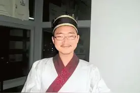 四川男孩黄蛉：用甲骨文答题，得6分被985大学录取，他后来怎样了图片