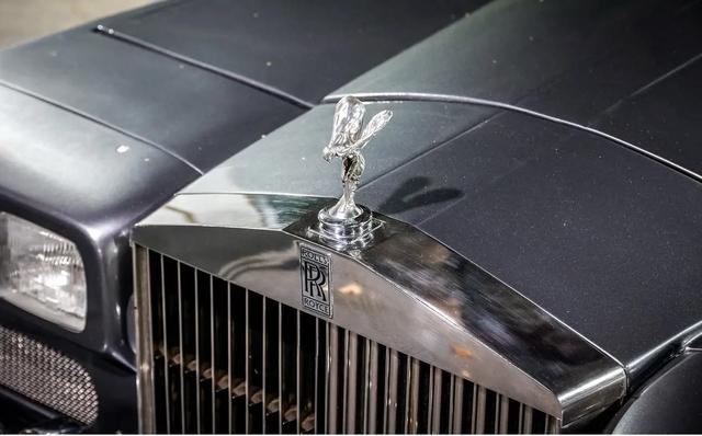 🇬🇧 “野兽	”的传奇：27.0升V12引擎驱动的英国公路怪胎