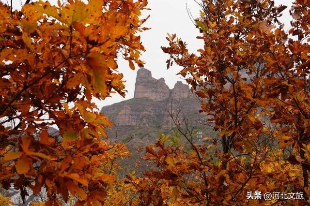 赏丹霞、沐温泉！承德唐家湾这处温泉，承包你秋日的双倍快乐