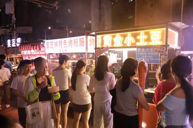 州庆来凯里!这几大夜市街区烟火正旺