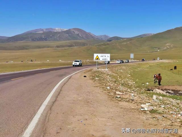 独库公路那拉提到巴音布鲁克的沿途风光