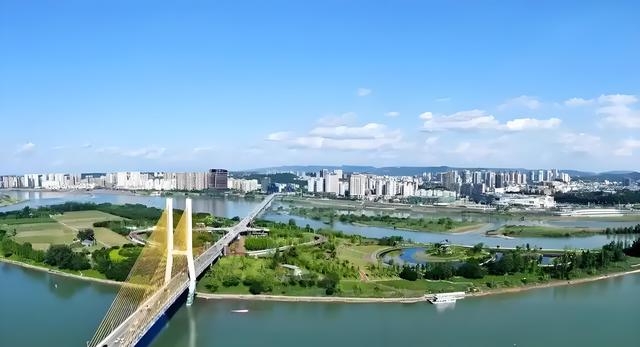 2025城市魅力排行榜：这是力挺成都吗？四川竟有19个四五线城市！