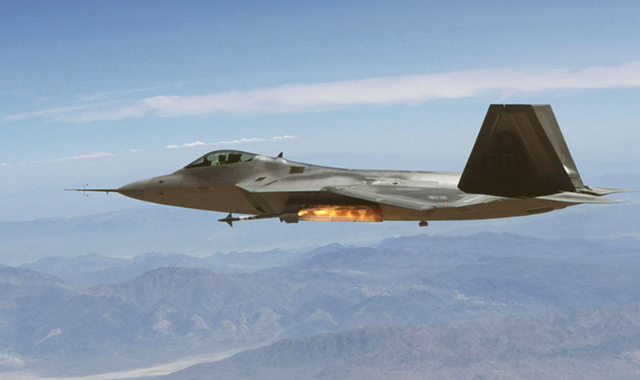 兰德智库感叹：歼20“斩首	”战术与F22“信息饥渴”，差距太大