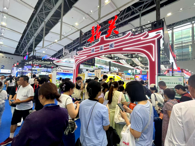 2025广东旅博会圆满落幕！韶关展厅展示非遗绝技+AI打卡、抽奖火出圈！实力诠释“天然氧吧，康养胜地”