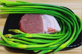 炒蒜薹，切记不要焯水和直接炒，教你一招，脆嫩入味，营养不流失图片