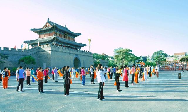 河南浚县出了1个省长太厉害了	，山东浙江官员怕得要命，人称铁宋