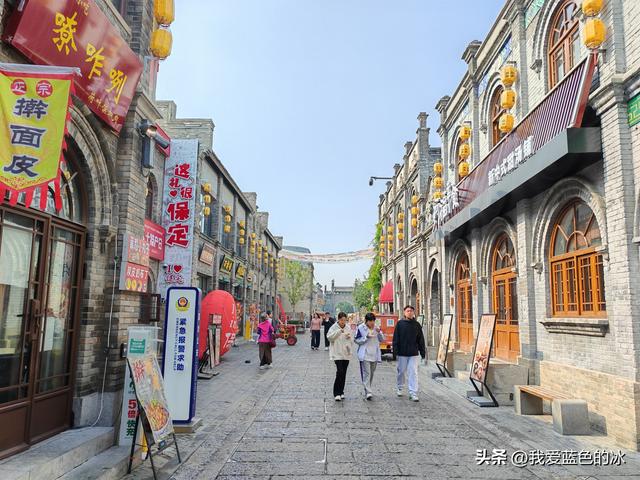 逛逛保定西大街，好像每个城市都有这么一条街