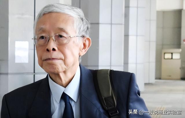 张柏芝庭审崩溃哭喊，被追讨1276万，合约笔迹成谜