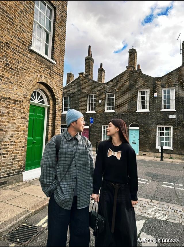 沈梦辰晒甜蜜合影为杜海涛庆祝38岁生日，两人眼神拉丝爱意满满！