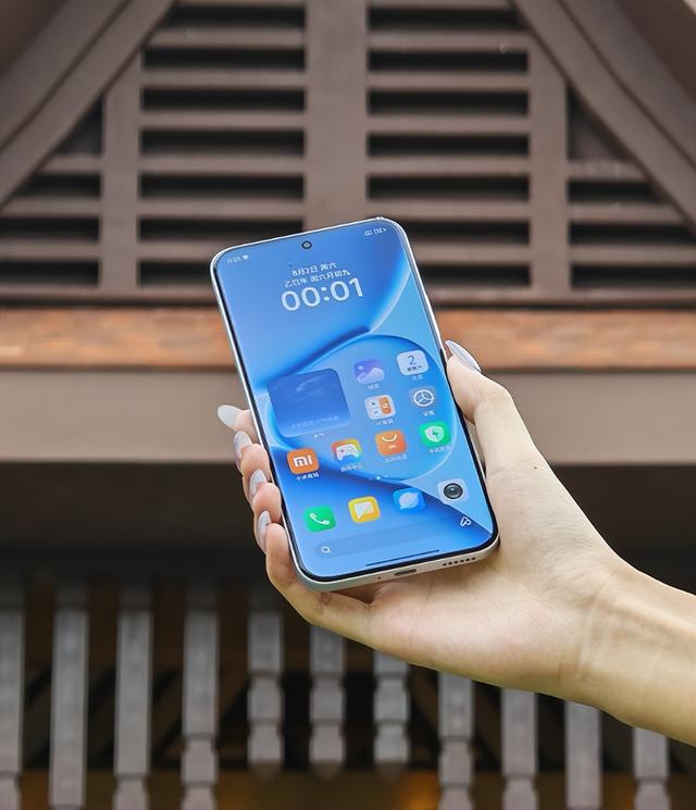 REDMI Note 15 Pro + 深度评测：全能硬核，耐用与体验的越级之作