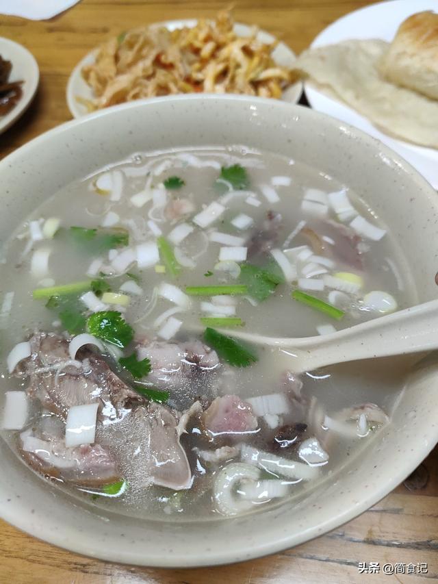 不用吹	，中国最好喝的羊肉汤，还得是这4个地方，其他都是弟弟
