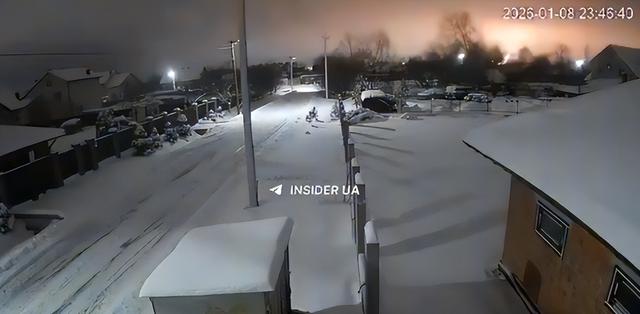 不得不服俄罗斯！油轮被抓后	，榛树高超连夜报复，10马赫警告美国