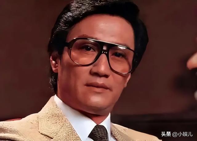 王菲也没想到，自己宝贝11年的男友谢霆锋，居然是个“扶妹魔”