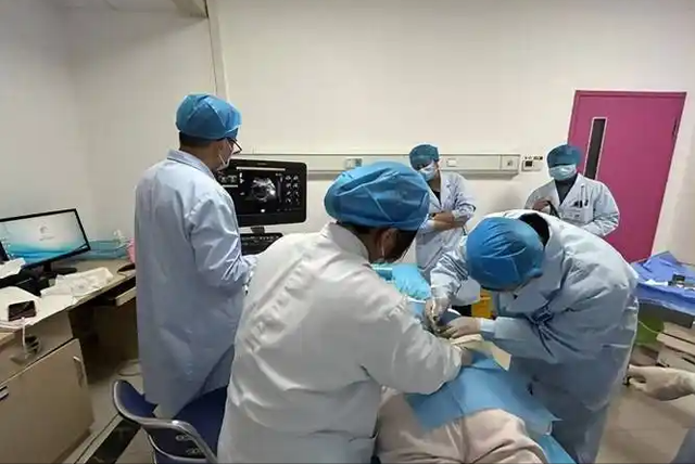 61岁男子尿毒症抢救无效？提醒：冰箱冷冻的这4物要少吃！别贪嘴