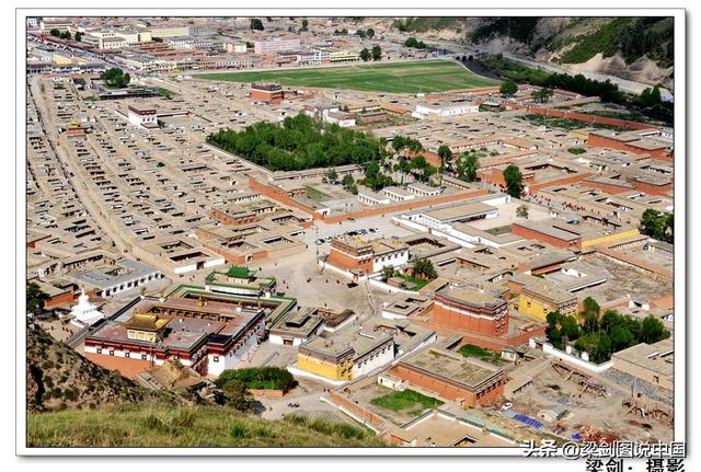 “圣境甘南·心灵之旅”夏河县文旅招商推介暨颁奖典礼在兰州举行