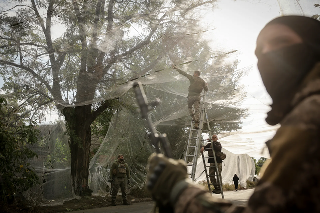 2025年战争中的乌克兰：照片中的一年