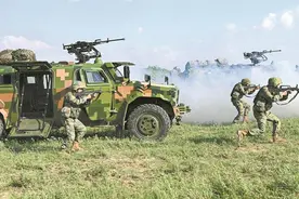 不装了，中美特战队刚在南美“切磋”，美国海豹突击队要保护台湾图片