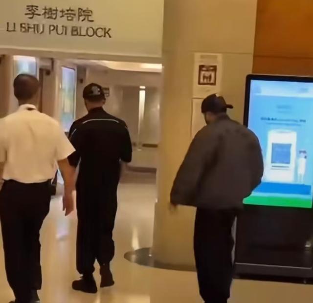 演都不演了！许绍雄去世不到48小时, 就被曝黑料，恶心的一幕出现