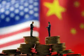 关税战升级后，央视突然发问：如何击沉一艘美国航母？图片