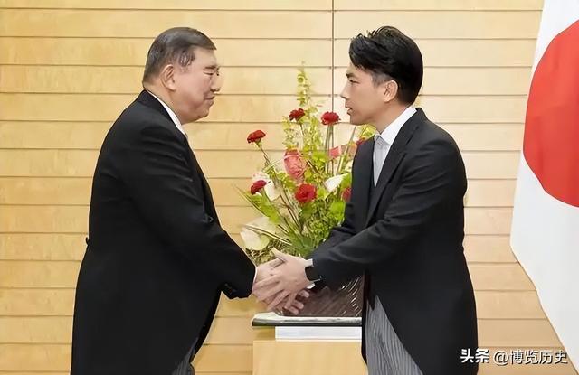 出大事了，日本首相辞职，美首都爆发大规模混乱，俄导弹深夜发射