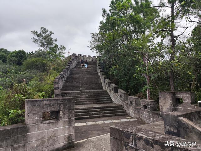 爬宜宾白塔山，东山之巅俯瞰三江美景，古城墙曾留下抗蒙故事