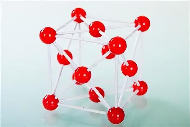 2025年诺贝尔揭晓	，三位科学家改写材料史，开创金属有机框架获奖