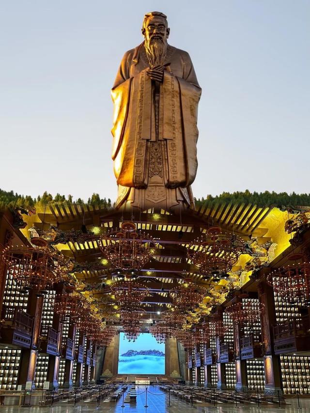 济宁自驾游景点推荐，游曲阜三孔，探寻孔子诞生地，儒家圣地巡礼