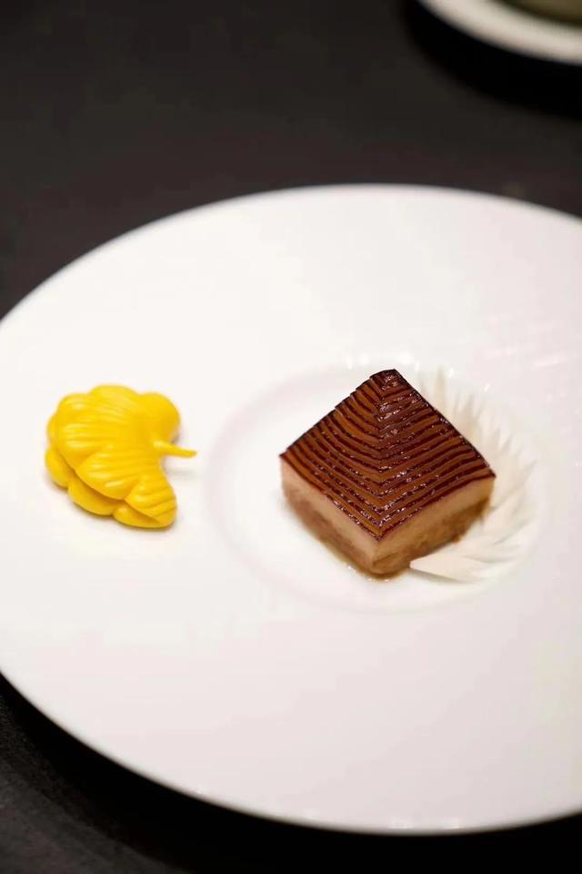 孕妇可以吃花胶杏仁露 2026年孕妇可以食花胶吗