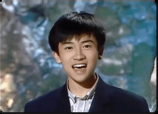 美男变大姨？又一明星步入苏有朋后尘，这些男星的畸形审美太离谱