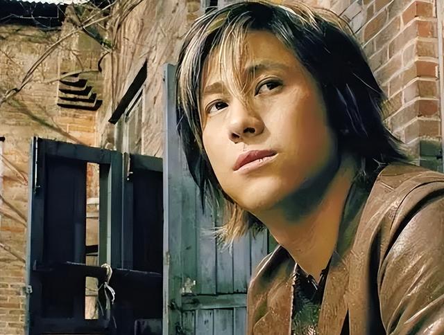 那个连登14次春晚的歌坛巨星	，如今家产被拍卖住进养老院？