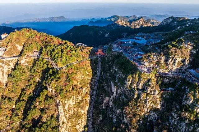 千万别在秋天来泰安，不然真的很难戒断